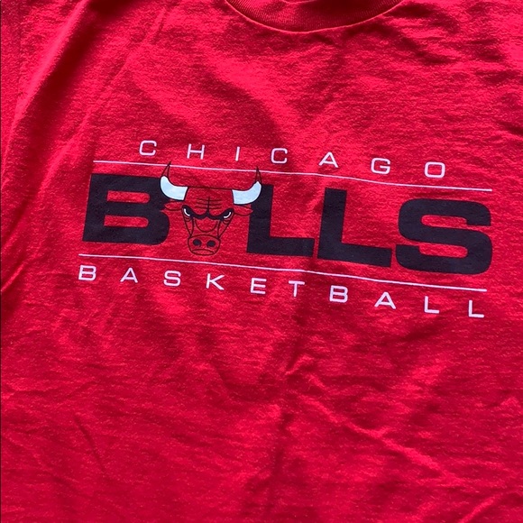 Adult M Chicago Bulls T-shirt - Picture 2 of 5